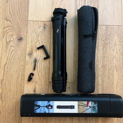 Peak Design tripod + Universal Head Adapter