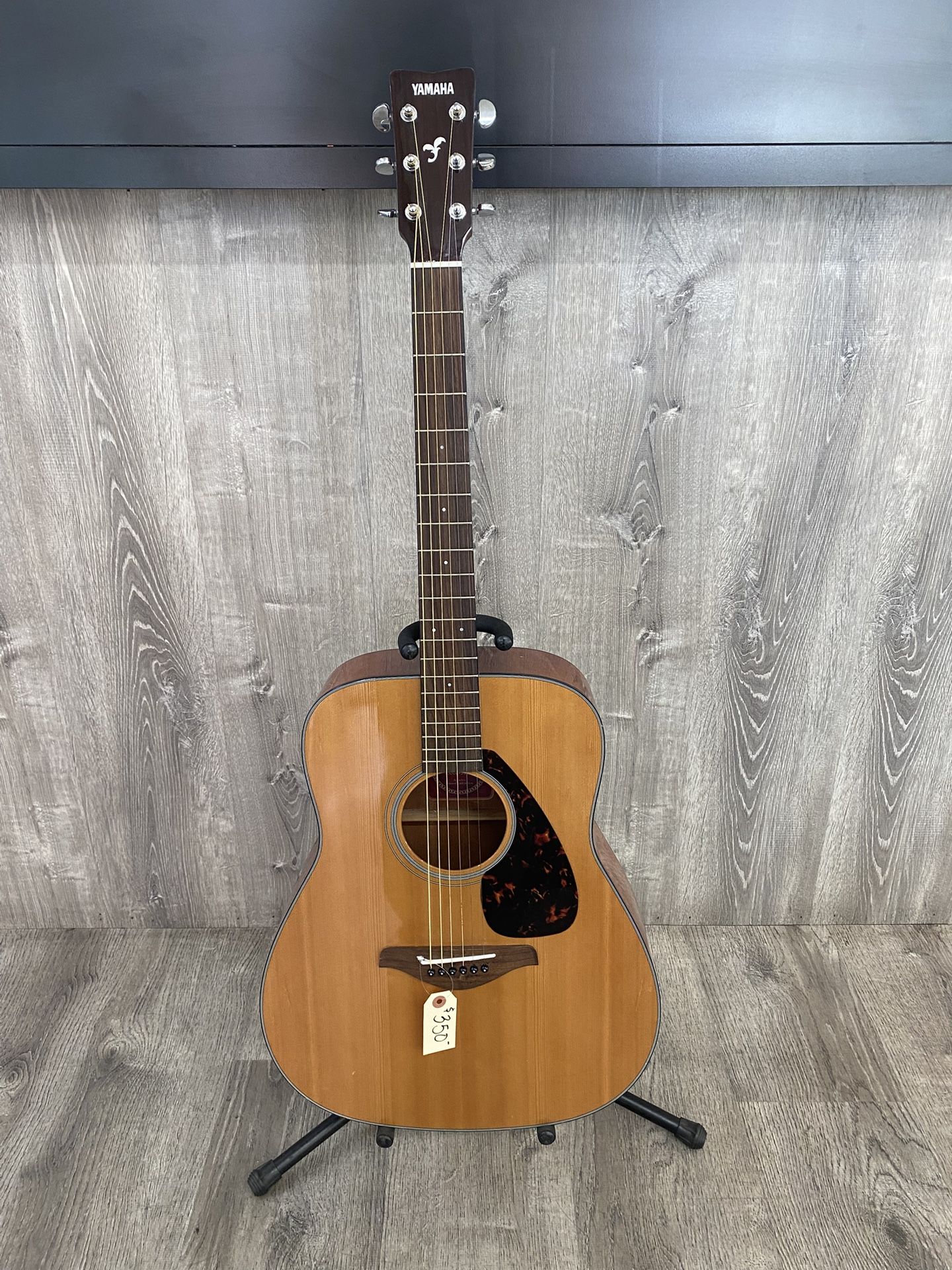 Yamaha FG700S Acoustic Guitar