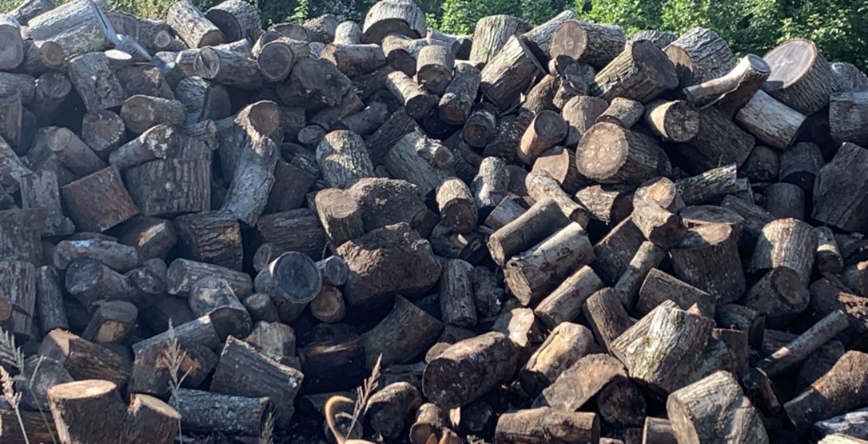 Firewood-Lena-bonfires-madera-seasoned Un Split-truckload