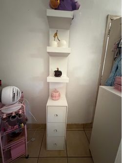 Vanity shelf