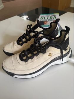 CHANEL Velvet Calfskin Mixed Fibers CC Sneakers