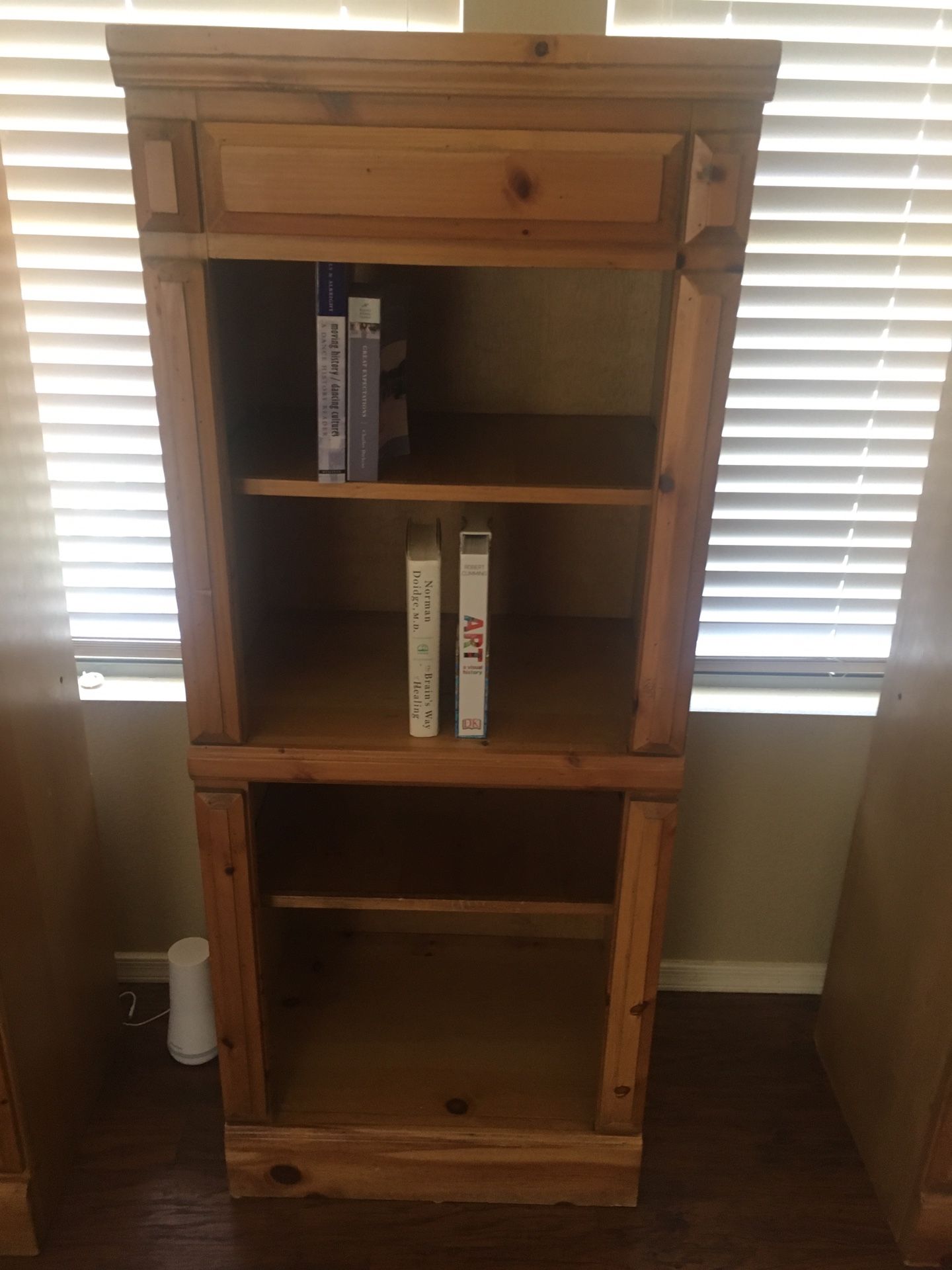 Sturdy bookshelf