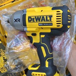 Dewalt 20v Cordless 1/2 Impact Wrench Tool Only 