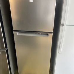 Whirlpool Fridge 24”stainless Steel/working Perfect 2 Month Warranty 