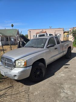Dodge Dakota 2005 parts