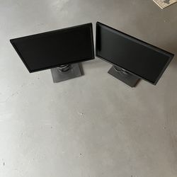 2 Dell Monitors 