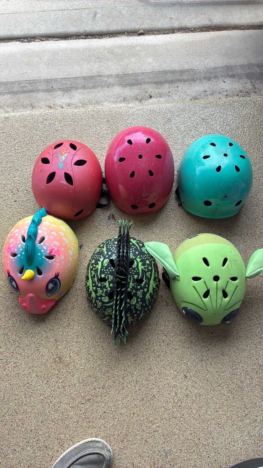Lot of 6 kids bike helmets