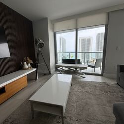 Stone and Wood Extensible TV Rack 