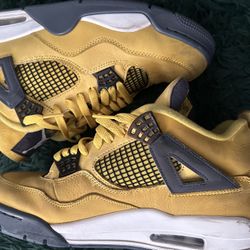 Jordan 4