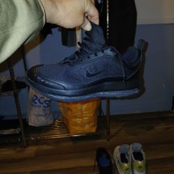 Nike AIR MAX AP Size 10