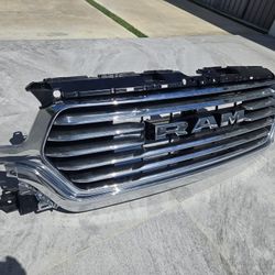 Ram 1500 Limited Grill 
