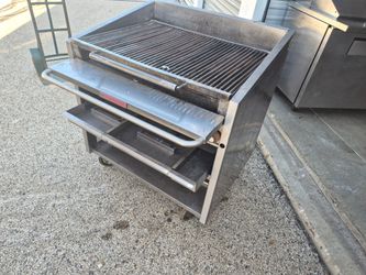 MagiKitch'n Cast Iron Natural Gas Radiant Charbroiler Restaurant