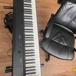 Casio PX160 Piano/Keyboard