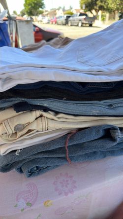 Más de 30 piezas de pantalones faldas y shorts de mujer perfecto estado size 8/10 $30 todo
