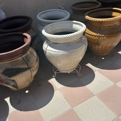 New Flower Pots Made Out Of Clay 