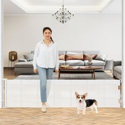 Borthmiu Retractable Dog Gate    24" Tall x 110" Wide                         #0968