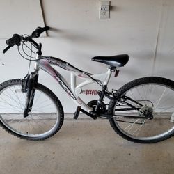 Hyper Vision 26 Aluminum Bike