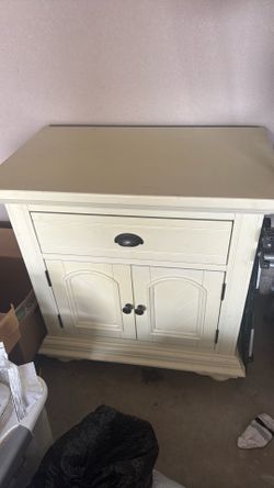 Night stand