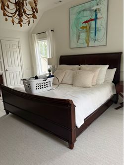 Free beds!!King Sleigh- Queen and Queen headboard