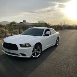 Dodge charger 2012
