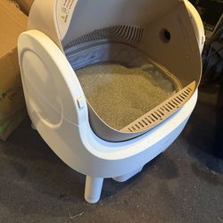 Automatic Litter Box