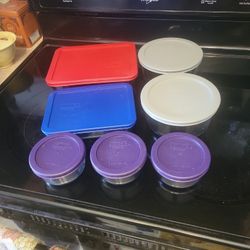 GLASS PYREX FOOD KEEPERS WUTH LIDS 