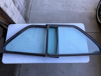 1990/1991 E30 Quarter Glass Factory Blue Tint
