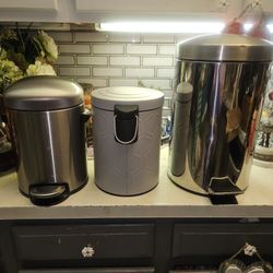 3 SMALL TRASH CANS $10 TO $15