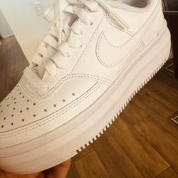 W NIKE COURT VISION ALTA LTR