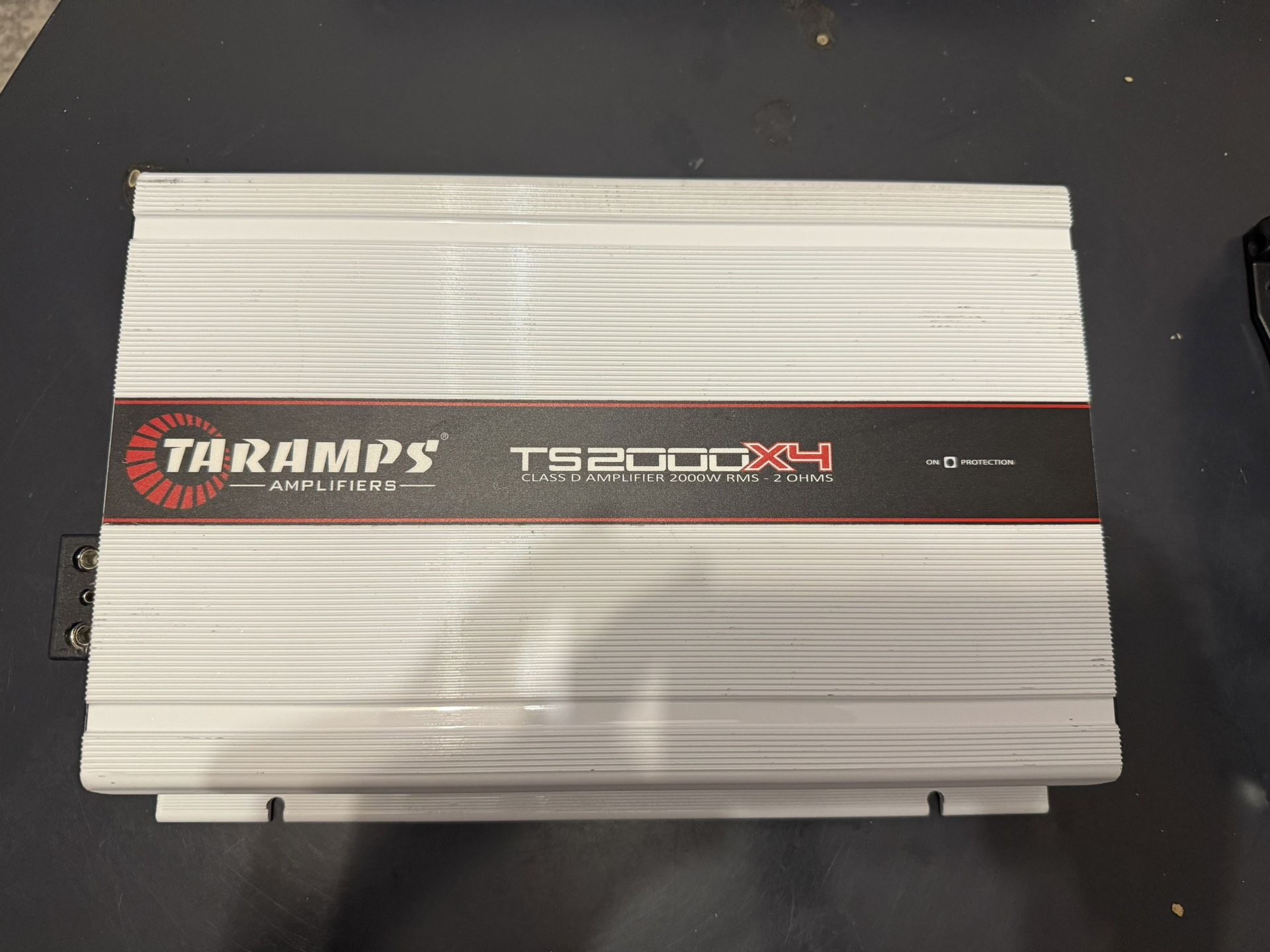 TARRAMPS TS2000X4
