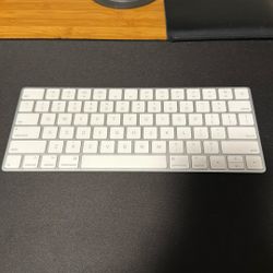 Apple Magic Keyboard