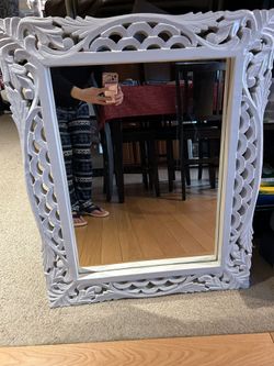 Ornate White Wall Mirror 24”x30”