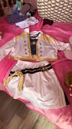 Falda con blusa k pop demon hunters talla 5