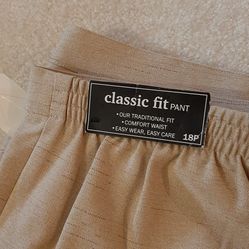 Alfred Dunner tan colored Ladies Slacks. 18P- New