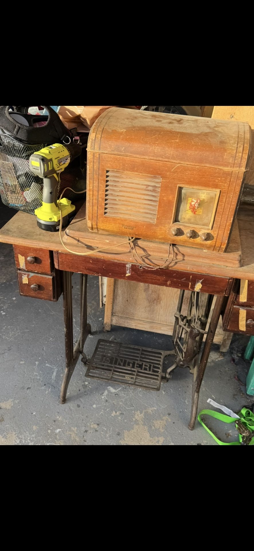 Antiques, Collectibles, Furniture