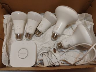 Philips Hue 5 Light Bulbs and Bridge