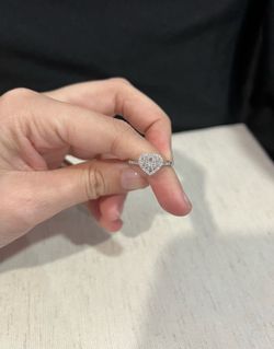 925 Sterling Silver Womens Girls Baguette CZ Heart Promise Ring Sz 8
