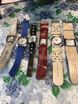 Watches (needs batteries)