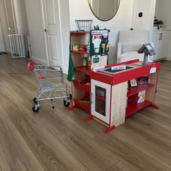 Melissa and Doug Mini Market