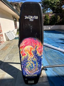 Vintage Hyperlite Belmont 140 Wakeboard – Classic Board