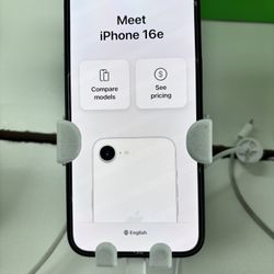 iPhone 16e