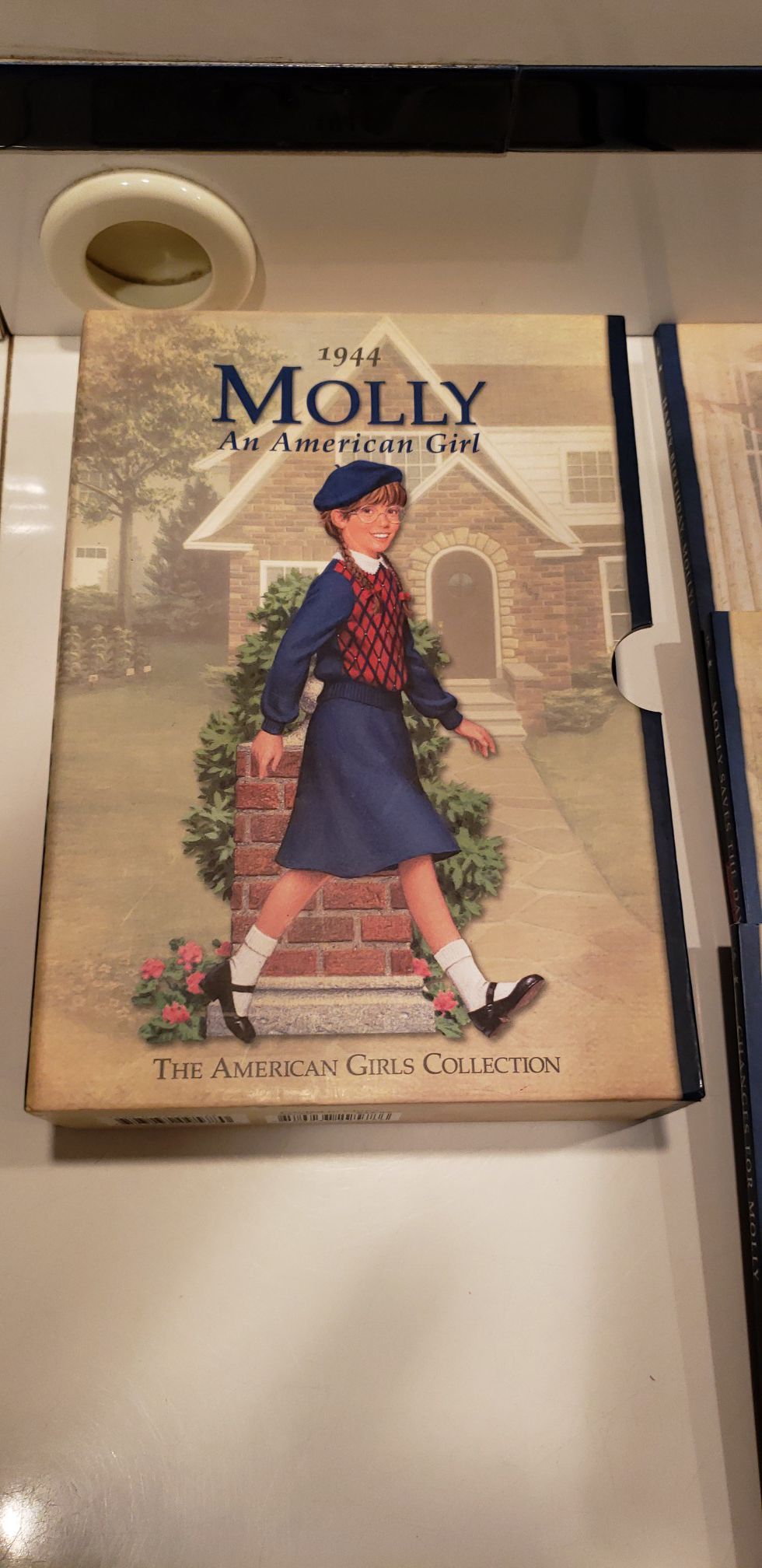 Molly an american girl book series mint condition 7 books in all
