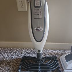 Shark Steam Mop With Two Pads