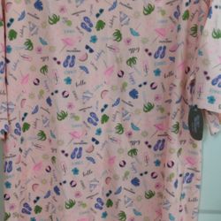 BRAND NEW - PRETTY FLORAL COTTON SLEEPSHIRT $3.