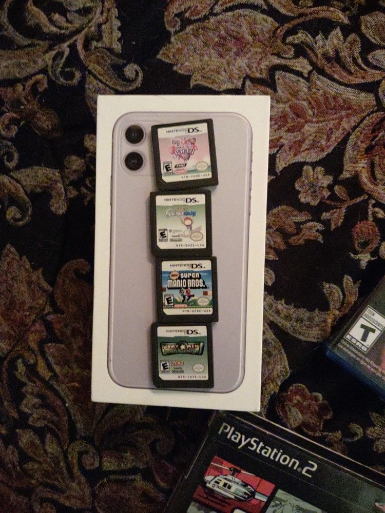 4 Nintendo DS Games