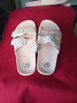 Girls Sandle Size M (13/1)