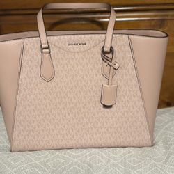 Brand New Micheal Kors Lg Tote