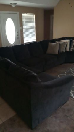 Brand new 1700 dollar sectional