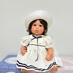 Authentic Lee Middleton Doll
