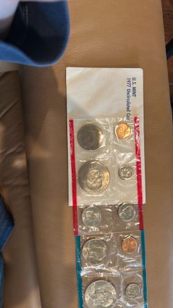 1977 US Mint uncirculated coins